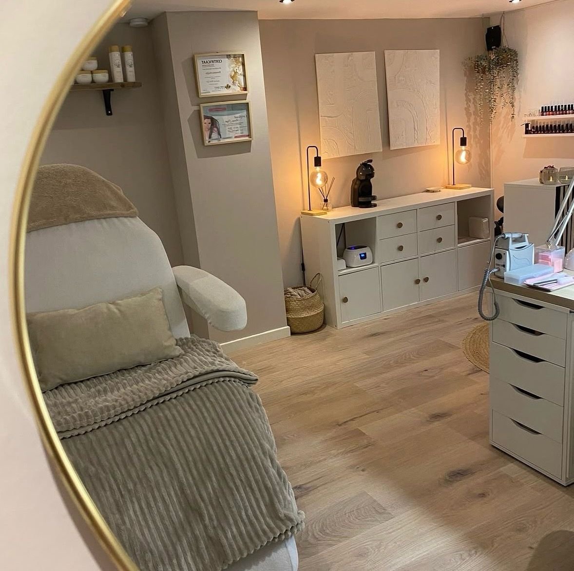 Luxe voetverzorging & ontspannende behandelingen